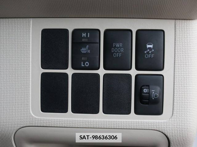 Toyota PORTE 2013-07 7796348-16