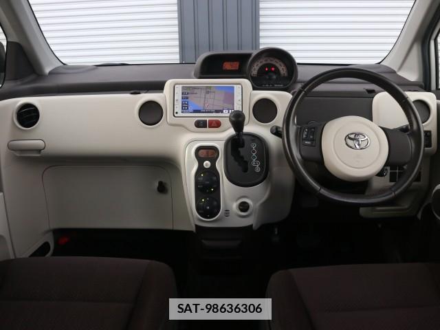Toyota PORTE 2013-07 7796348-2