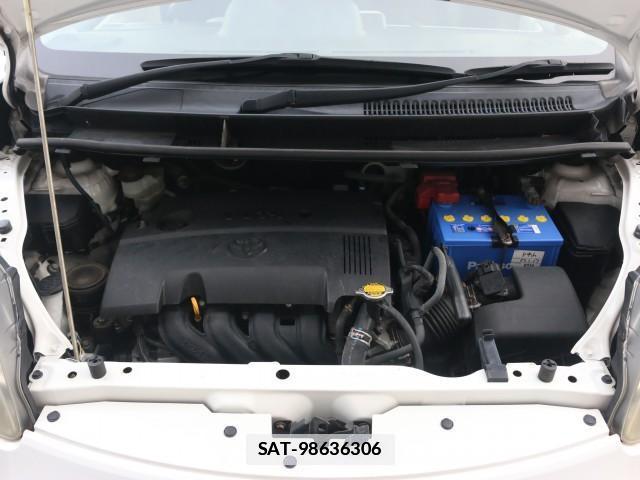 Toyota PORTE 2013-07 7796348-7