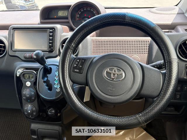 Toyota PORTE 2015-09 7798555-19