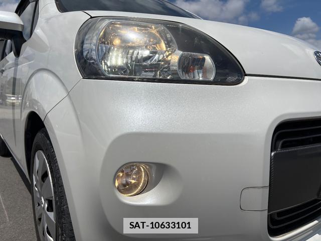 Toyota PORTE 2015-09 7798555-6