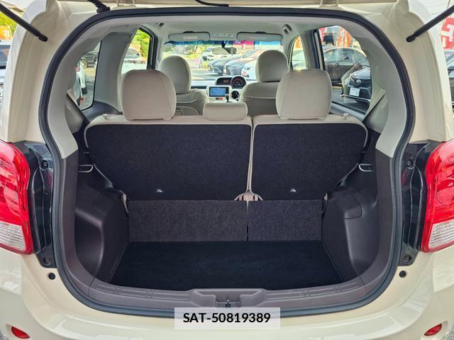 Toyota PORTE 2015-08 7800791-15