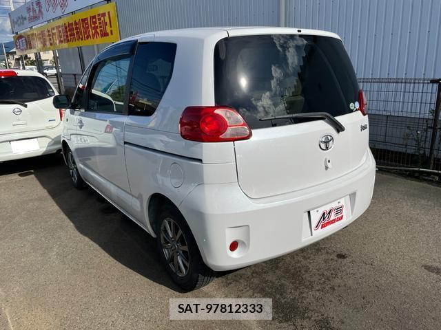 Toyota PORTE 2012-02 7801858-3