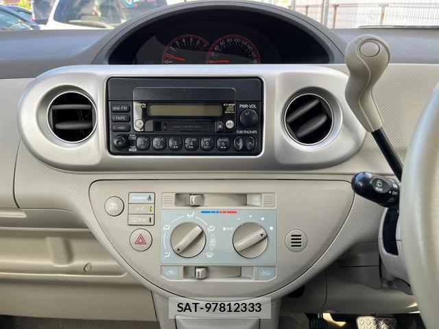 Toyota PORTE 2012-02 7801858-6