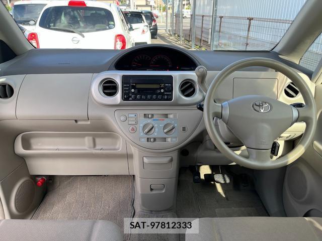Toyota PORTE 2012-02 7801858-8