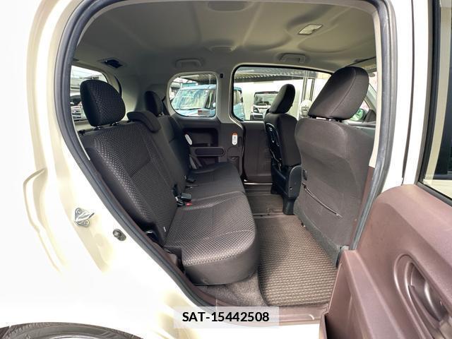 Toyota PORTE 2017-05 7802832-13