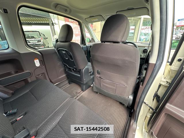 Toyota PORTE 2017-05 7802832-15