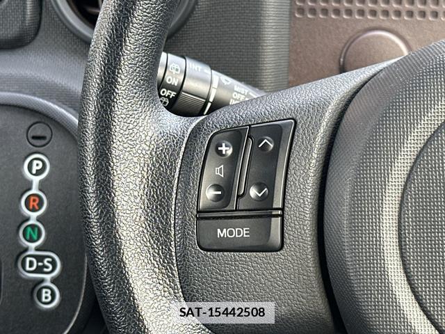 Toyota PORTE 2017-05 7802832-17