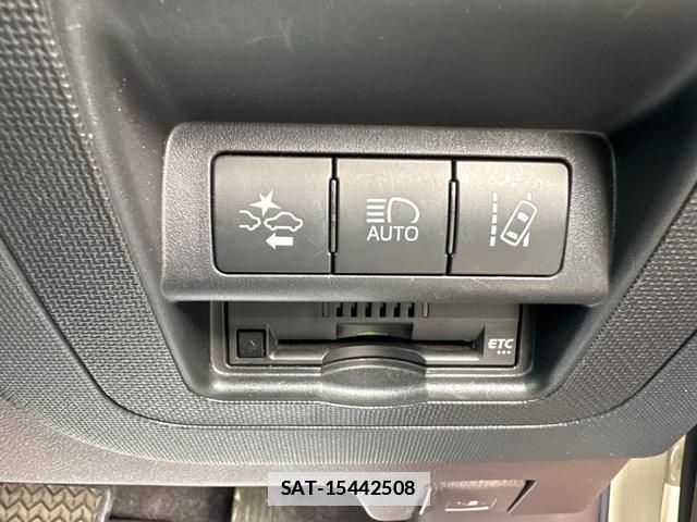 Toyota PORTE 2017-05 7802832-9