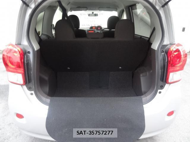 Toyota PORTE 2012-11 7805156-11