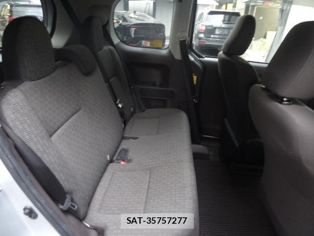 Toyota PORTE 2012-11 7805156-4