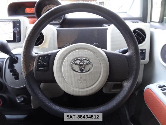 Toyota PORTE 2013-12 7805197-18