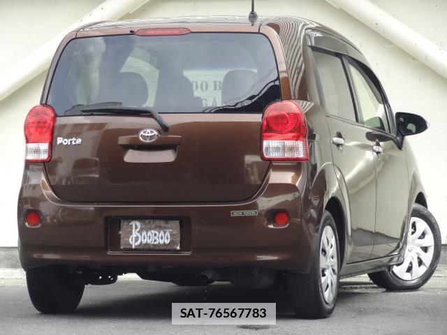 Toyota PORTE 2014-03 7805208-1