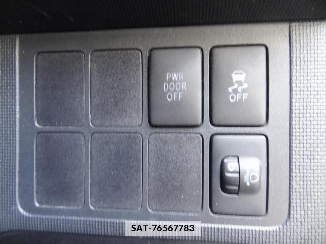 Toyota PORTE 2014-03 7805208-18