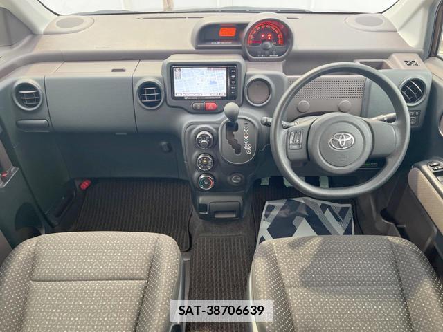Toyota PORTE 2015-11 7806314-1