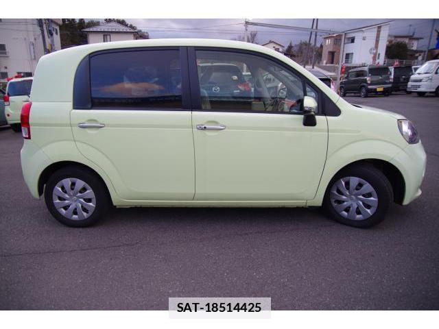 Toyota PORTE 2014-03 7806415-16