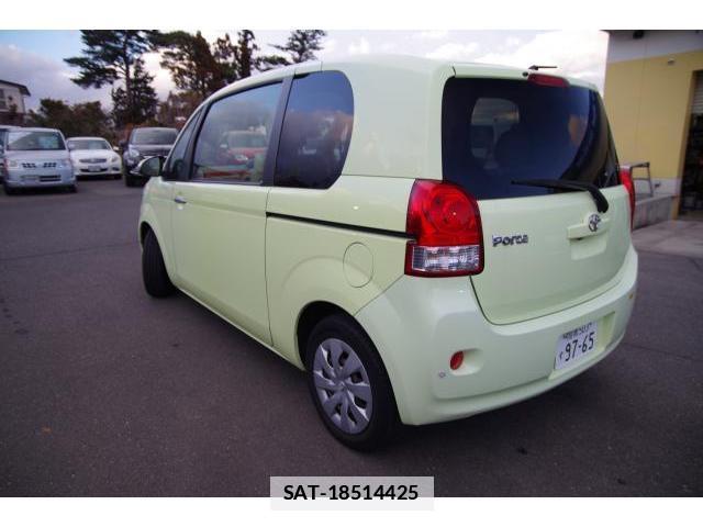 Toyota PORTE 2014-03 7806415-3
