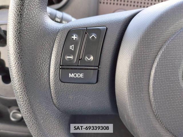 Toyota PORTE 2015-11 7809854-7