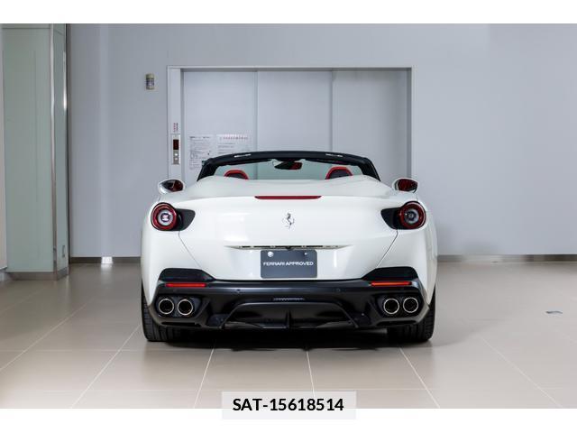 Ferrari Portofino 2018 7801786-10