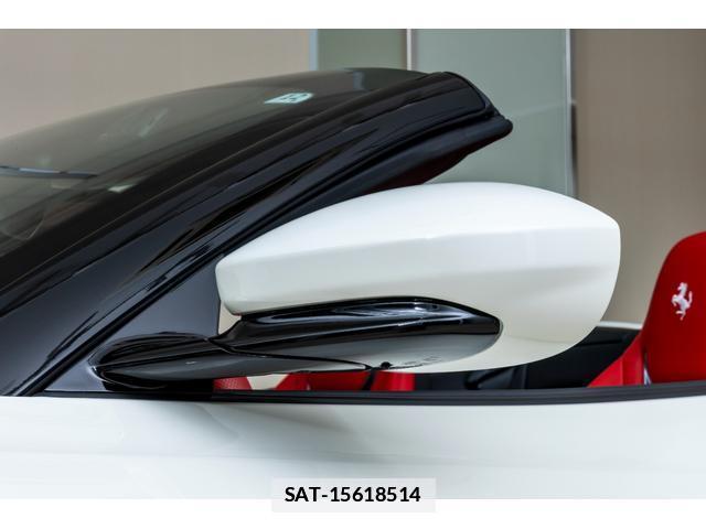 Ferrari Portofino 2018 7801786-16