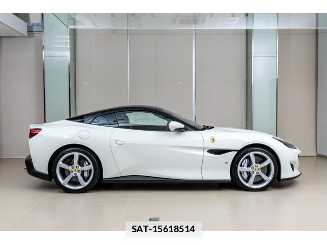 Ferrari Portofino 2018 7801786-7