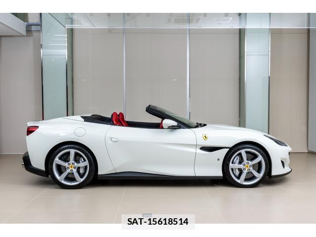 Ferrari Portofino 2018 7801786-8