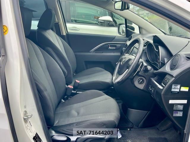 Mazda PREMACY 2013-01 7798457-10
