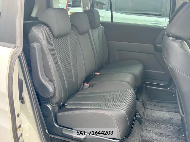 Mazda PREMACY 2013-01 7798457-12