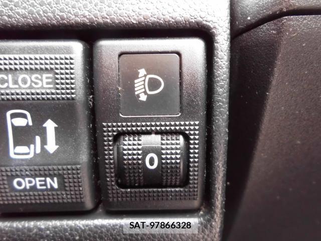 Mazda PREMACY 2013-04 7804378-11