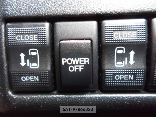 Mazda PREMACY 2013-04 7804378-5