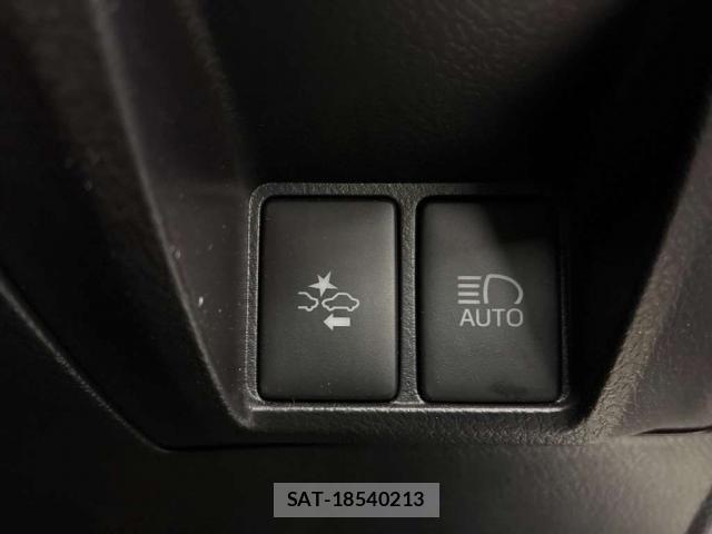 Toyota PREMIO 2021-02 7794065-6