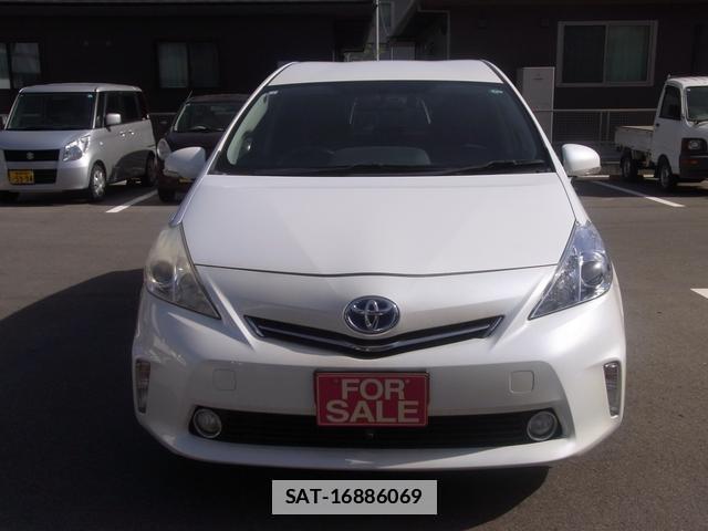 Toyota PRIUS ALPHA 2012-11 7795598-12