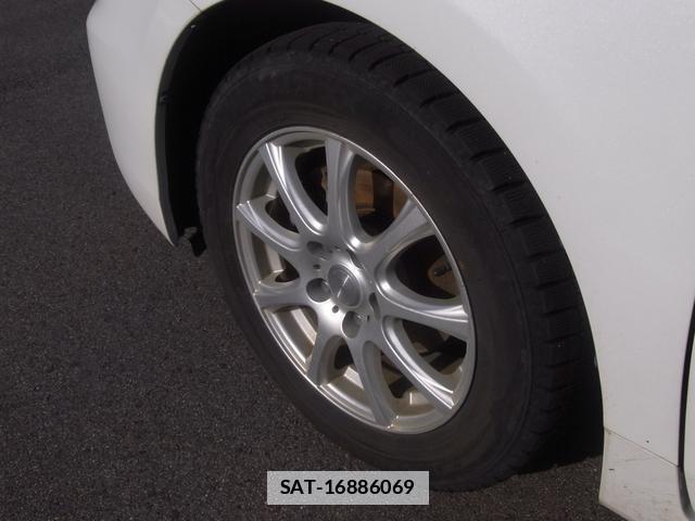 Toyota PRIUS ALPHA 2012-11 7795598-18