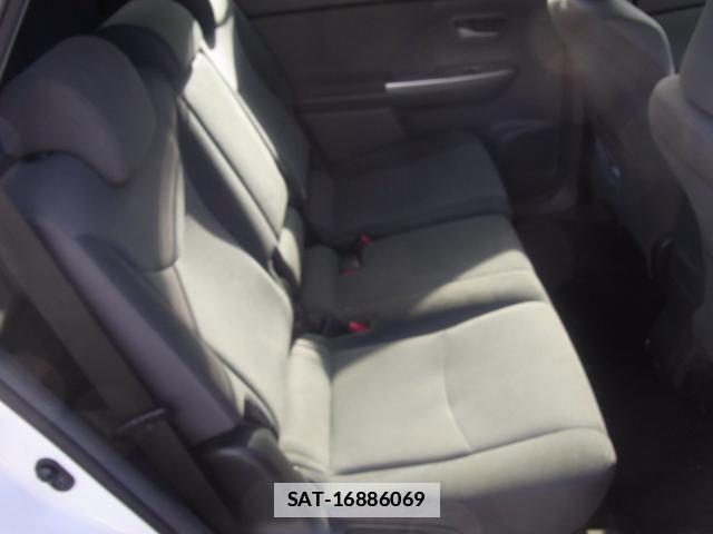 Toyota PRIUS ALPHA 2012-11 7795598-8