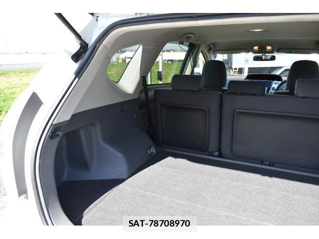 Toyota PRIUS ALPHA 2012-11 7796545-19