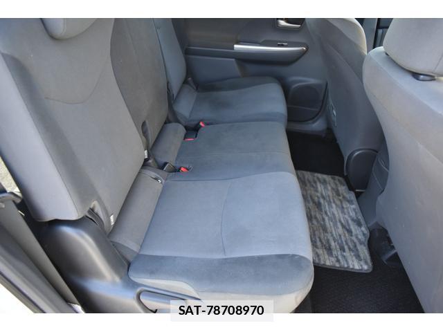 Toyota PRIUS ALPHA 2012-11 7796545-6