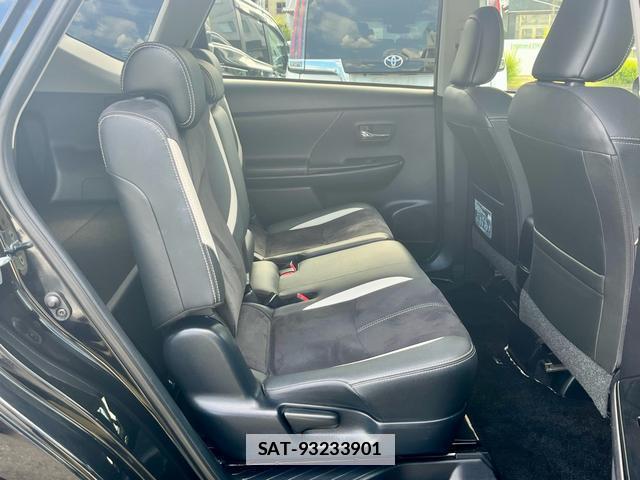 Toyota PRIUS ALPHA 2017-03 7798455-12