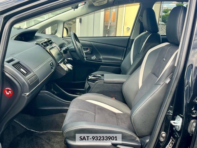 Toyota PRIUS ALPHA 2017-03 7798455-13