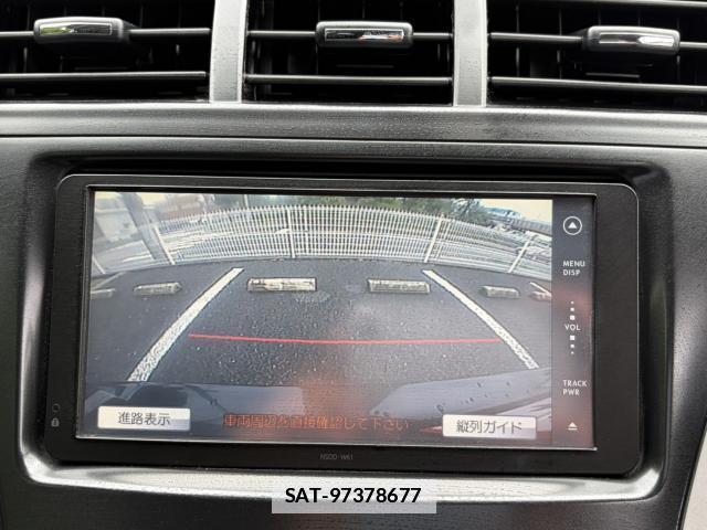 Toyota PRIUS ALPHA 2011-09 7798680-4