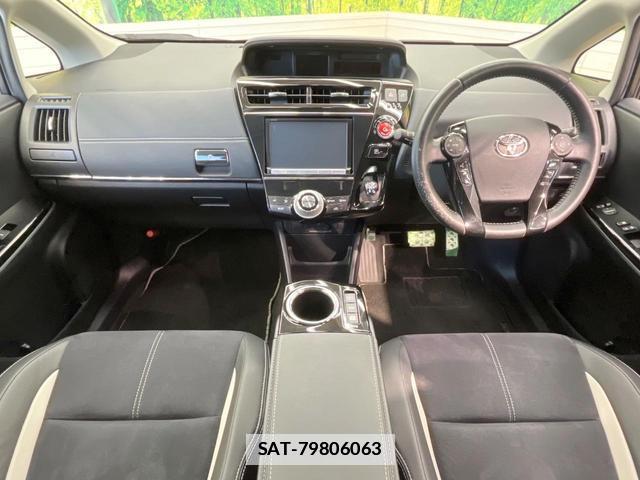 Toyota PRIUS ALPHA 2015-06 7799464-1