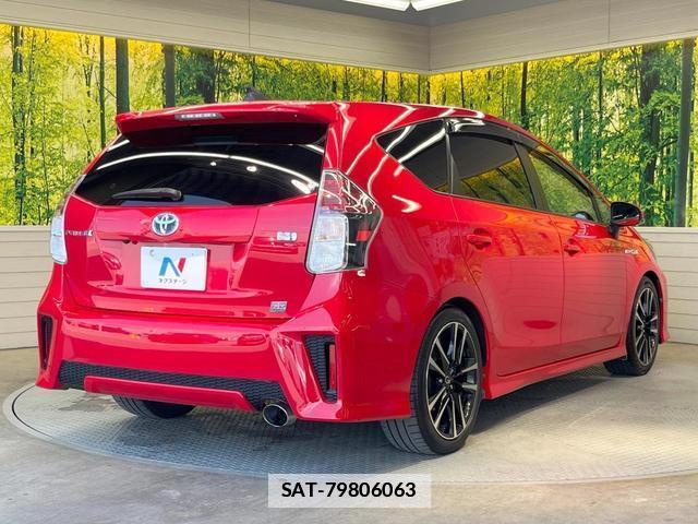 Toyota PRIUS ALPHA 2015-06 7799464-16