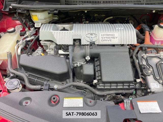 Toyota PRIUS ALPHA 2015-06 7799464-17