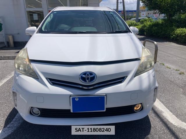 Toyota PRIUS ALPHA 2013-06 7799718-1