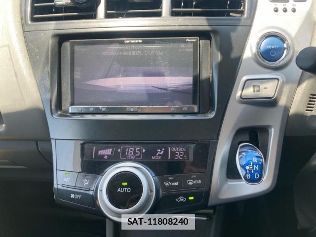 Toyota PRIUS ALPHA 2013-06 7799718-15