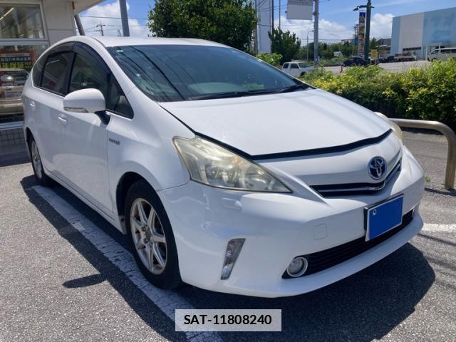 Toyota PRIUS ALPHA 2013-06 7799718-2
