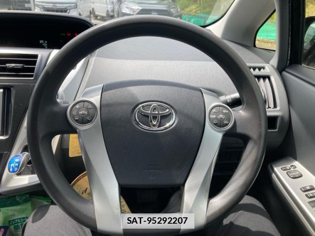Toyota PRIUS ALPHA 2012-11 7799759-15