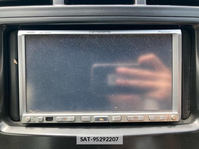 Toyota PRIUS ALPHA 2012-11 7799759-18