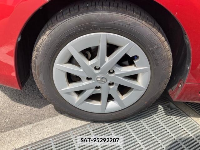 Toyota PRIUS ALPHA 2012-11 7799759-5