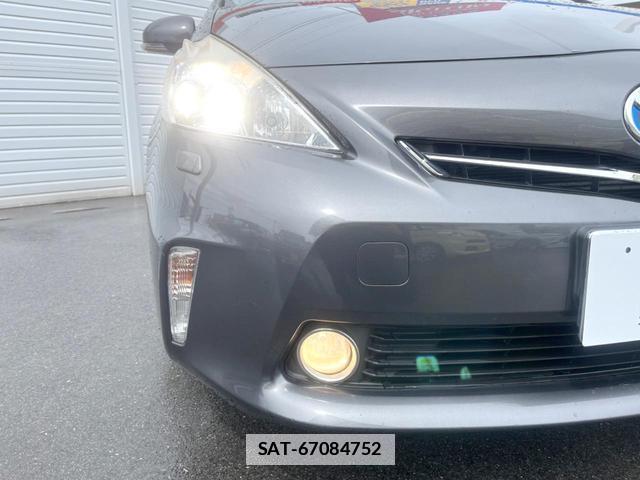 Toyota PRIUS ALPHA 2011-12 7800239-12