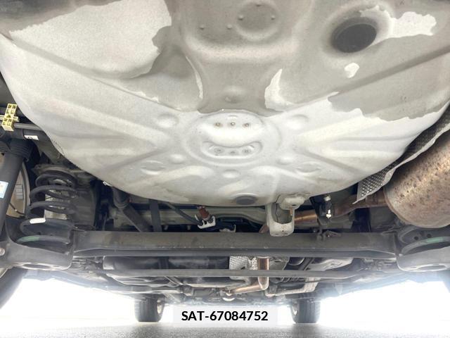 Toyota PRIUS ALPHA 2011-12 7800239-18